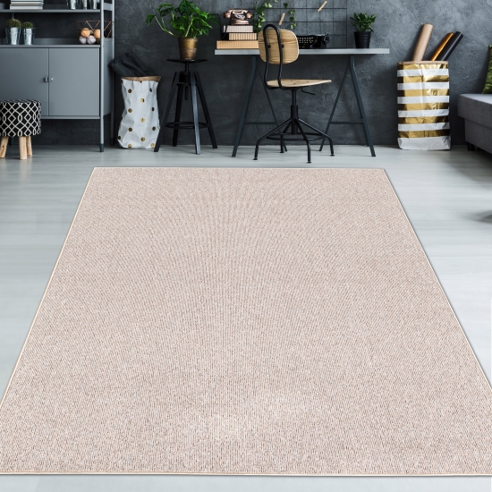 Teppich mit einfarbigen Design in beige