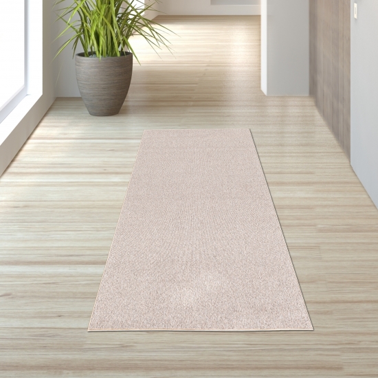 Teppich mit einfarbigen Design in beige