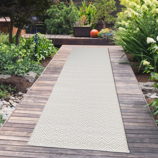 Kunststoff-Teppich mit Rautenmuster | Outdoorteppich in beige