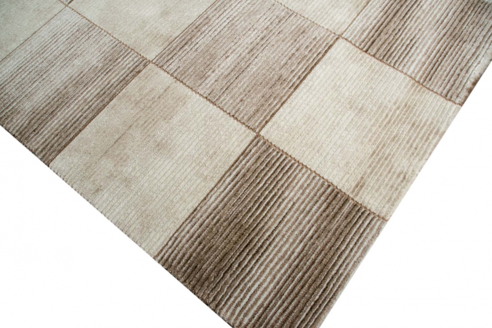 Designer Teppich mit Konturenschnitt Karo Muster Braun Beige Taupe